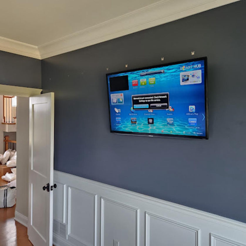 TV mounting service completed in Milwaukee Wisconsin